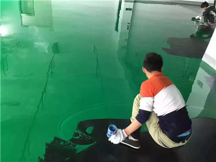 龙州下面给你一份环氧地坪漆施工的完整流程